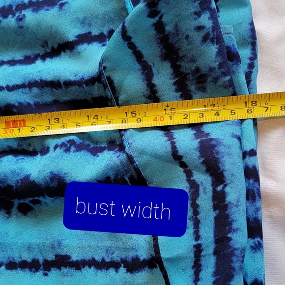 NWT EXPRESS stripe dyed criss cross back flutter sleeve silky blouse - Picture 8 of 10